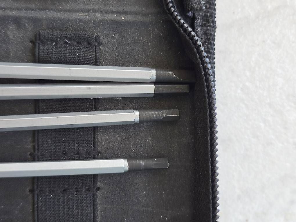 Autres vêtements & accessoires: Traxxas Werkzeugset – D'occasion à Busswil BE par Mirkel 1