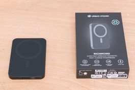 NEU Urban Vitamin Richmond Powerbank 5000mAh Nikon Edition