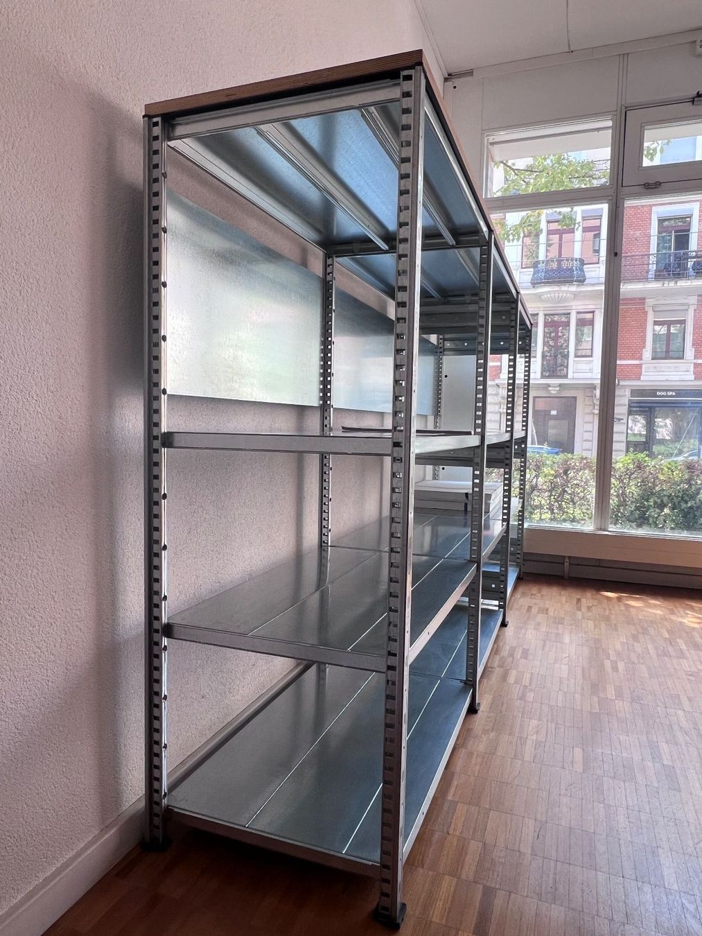 Errex Étagères: Regalsystem Errex mit Holzplatte als Abdeckung – D'occasion à Zürich par wme_n5yf 1