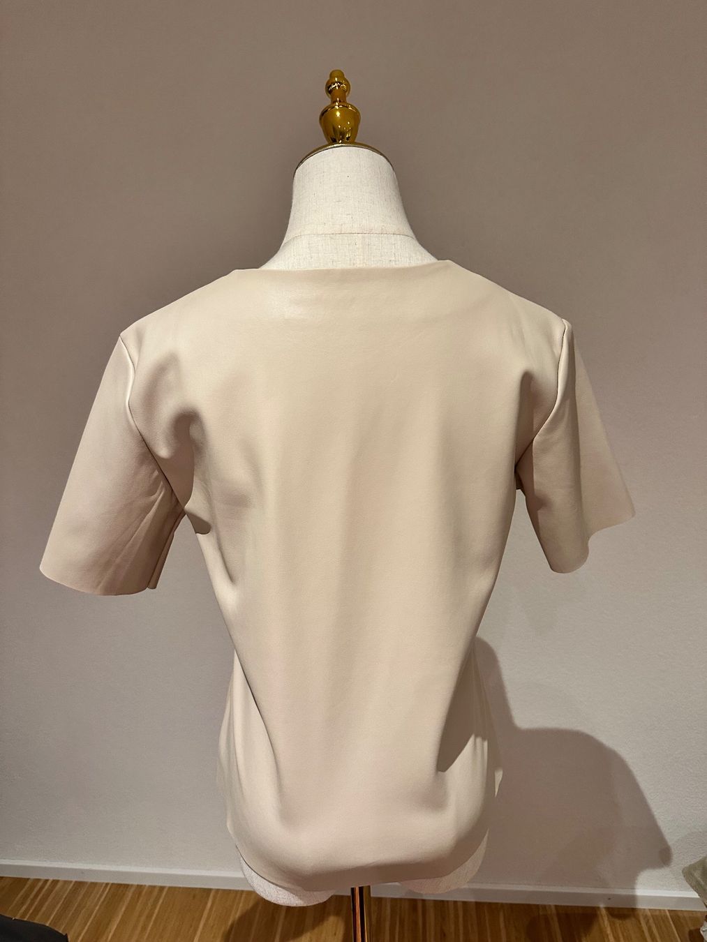 Tops: Ivory top size S – Gebraucht aus Neuchâtel von agn_jc66 2