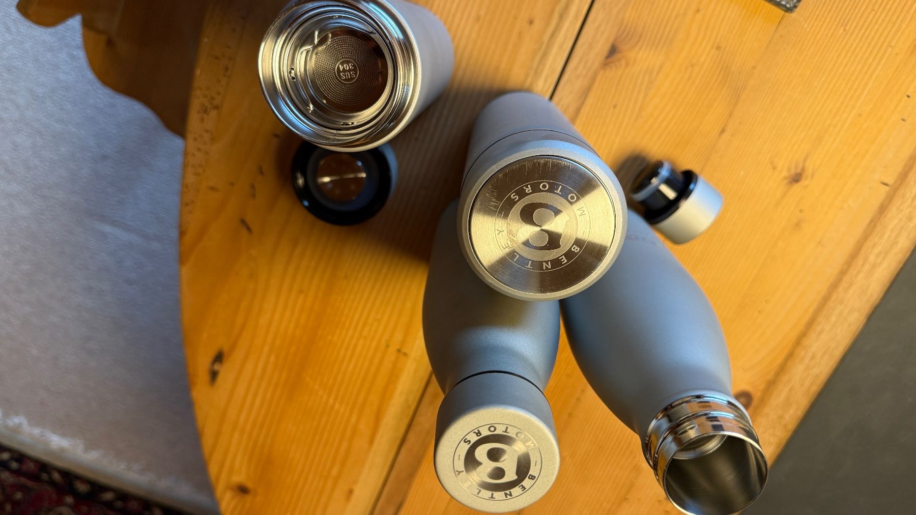 Trinkflaschen & Thermosflaschen: Bentley flasks – Gebraucht aus Gstaad von suecom 3