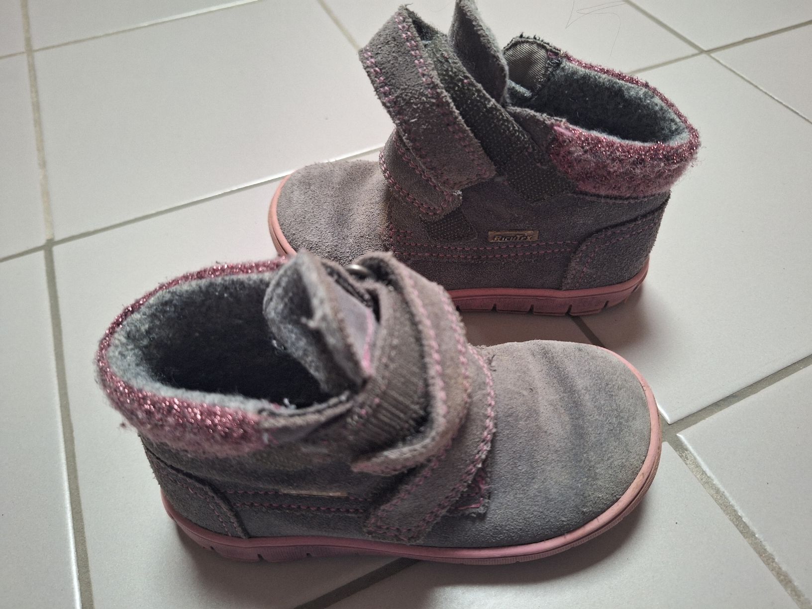 Schuhe für Mädchen: Herbstschuhe Richter 23 – Gebraucht aus Sissach von Nothing123 1