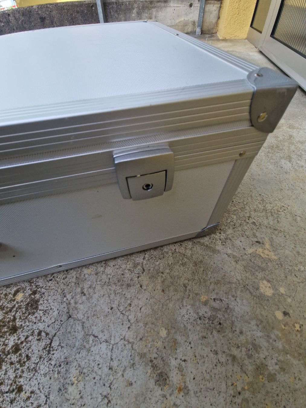 Topcase: Flight Case Aluminium with Foam for Equipment – Gebraucht aus Rüschlikon von -J05u3- 2