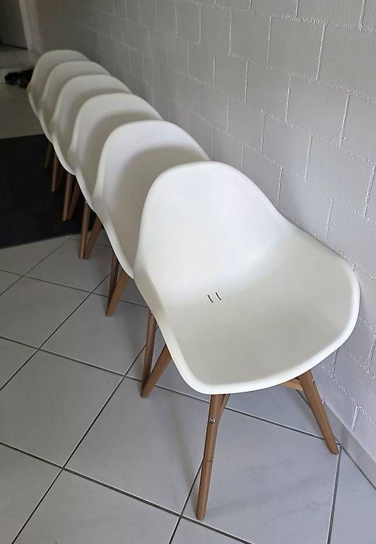 Ikea Stühle: Armlehnstuhl drinnen/ draussen – Neu (gemäss Beschreibung) aus Männedorf von Kirribilli 3