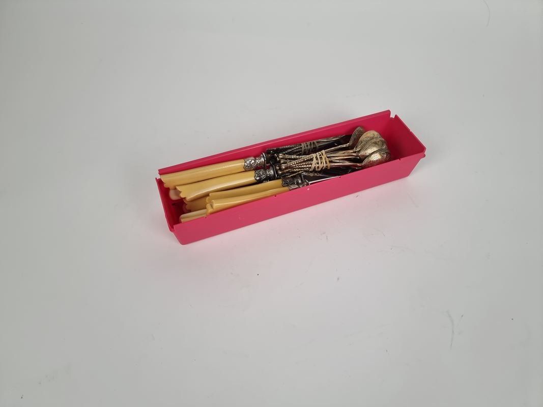 Set di posate: Vintage Besteck Sammlung – Usato da Urtenen-Schönbühl venduto da Restwert_Schoenbuehl