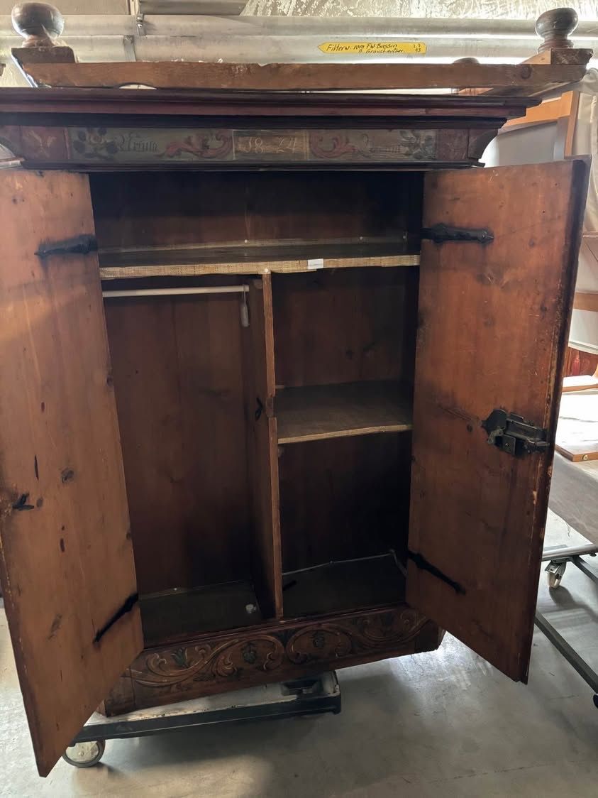 Schränke: Antiker Schrank verm. 1874 – Gebraucht aus Hindelbank von brm_72zv 4