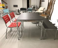 Alinea: Tischgarnitur Thesis
