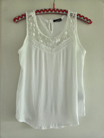Damen Bluse/Top weiss Spitze Grösse 36 guter Zustand