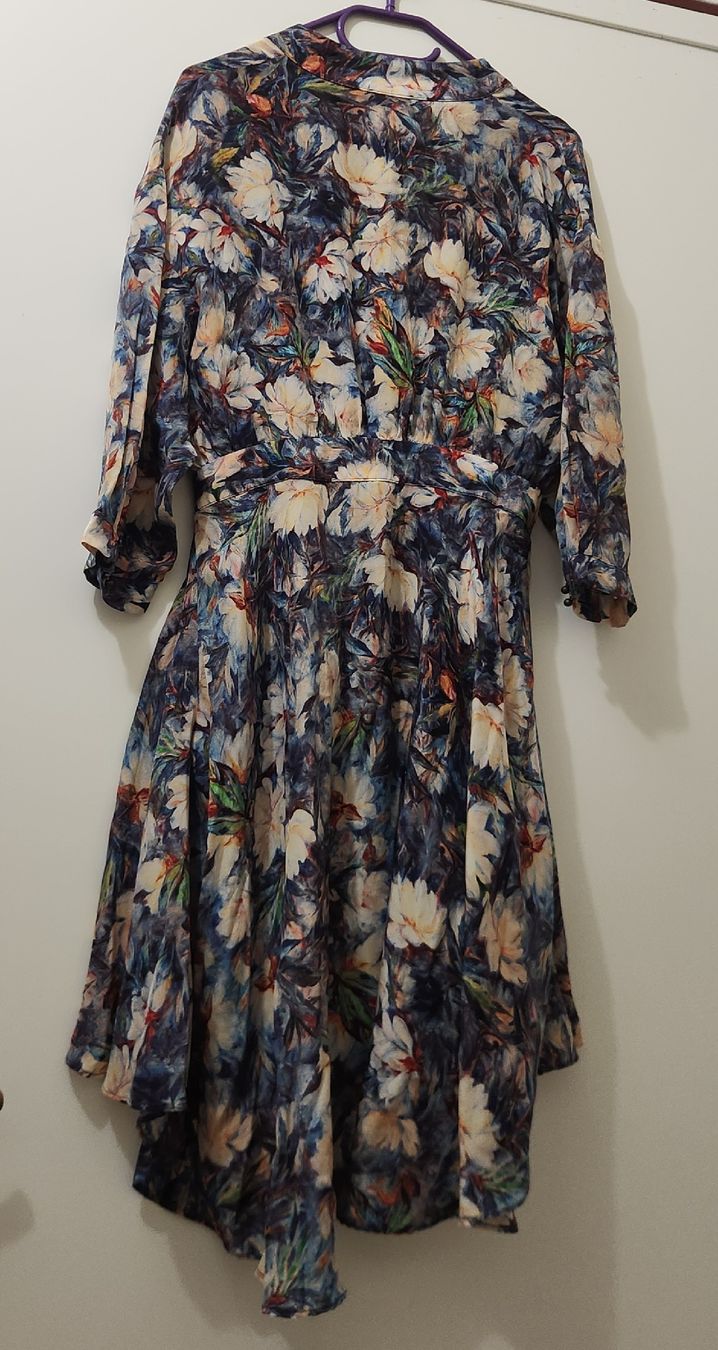 Vestiti: Robe INTERDEE imprimé floral taille L soie 100% – Usato da Niedergösgen venduto da Eva2410 1