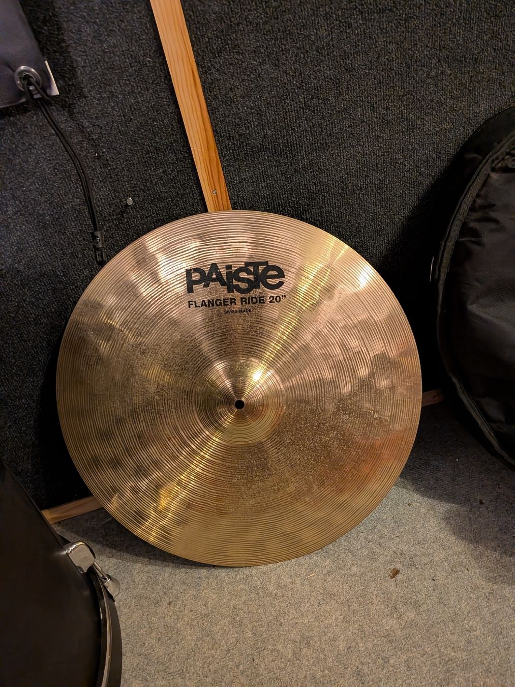 Paiste Strumenti musicali: Cymbal Paiste Flanger Ride 20"  – Usato da Lavigny venduto da leo_5cbr