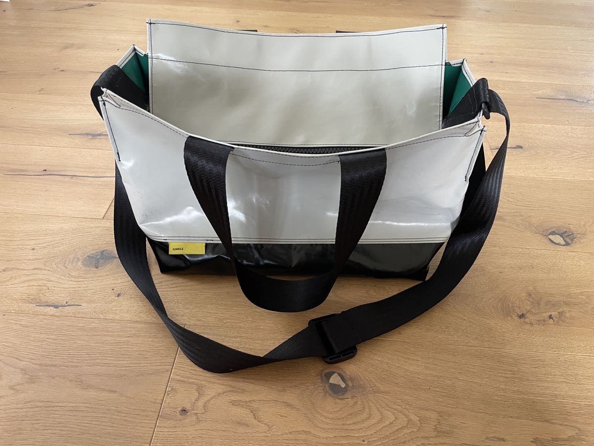 Borse: Tasche aus Blache – Usato da Zimmerwald venduto da Annalenamariaschl