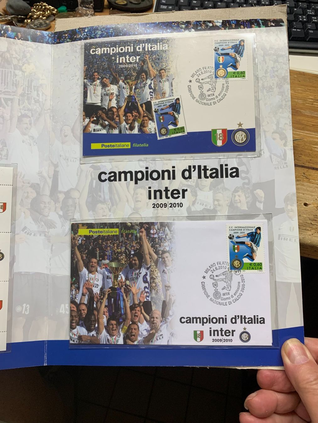 Tutti i francobolli: Inter - Campioni d' Italia 2009/2010 – Nuovo (secondo la descrizione) da Sorengo venduto da 74in 2