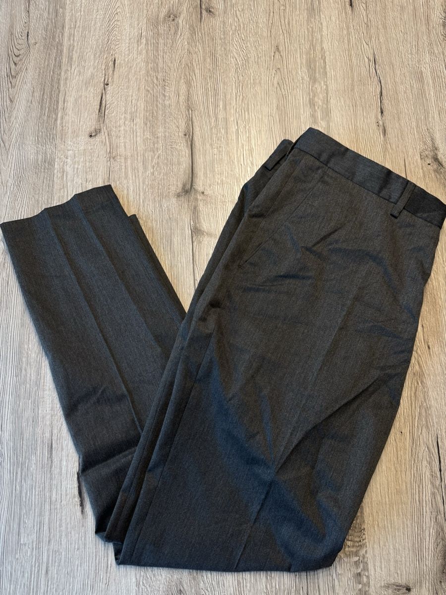 Completi: Herren Anzug Hosen – Usato da Villmergen venduto da van_xv9t