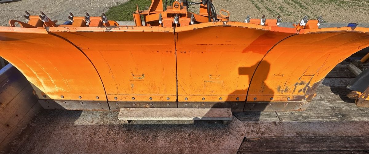Boschung Sgombero neve: Schneepflug Boschung – Usato da Deitingen venduto da RK68 1