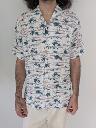 Hemd mit Palmenprint Grösse M mit Etikett neu
