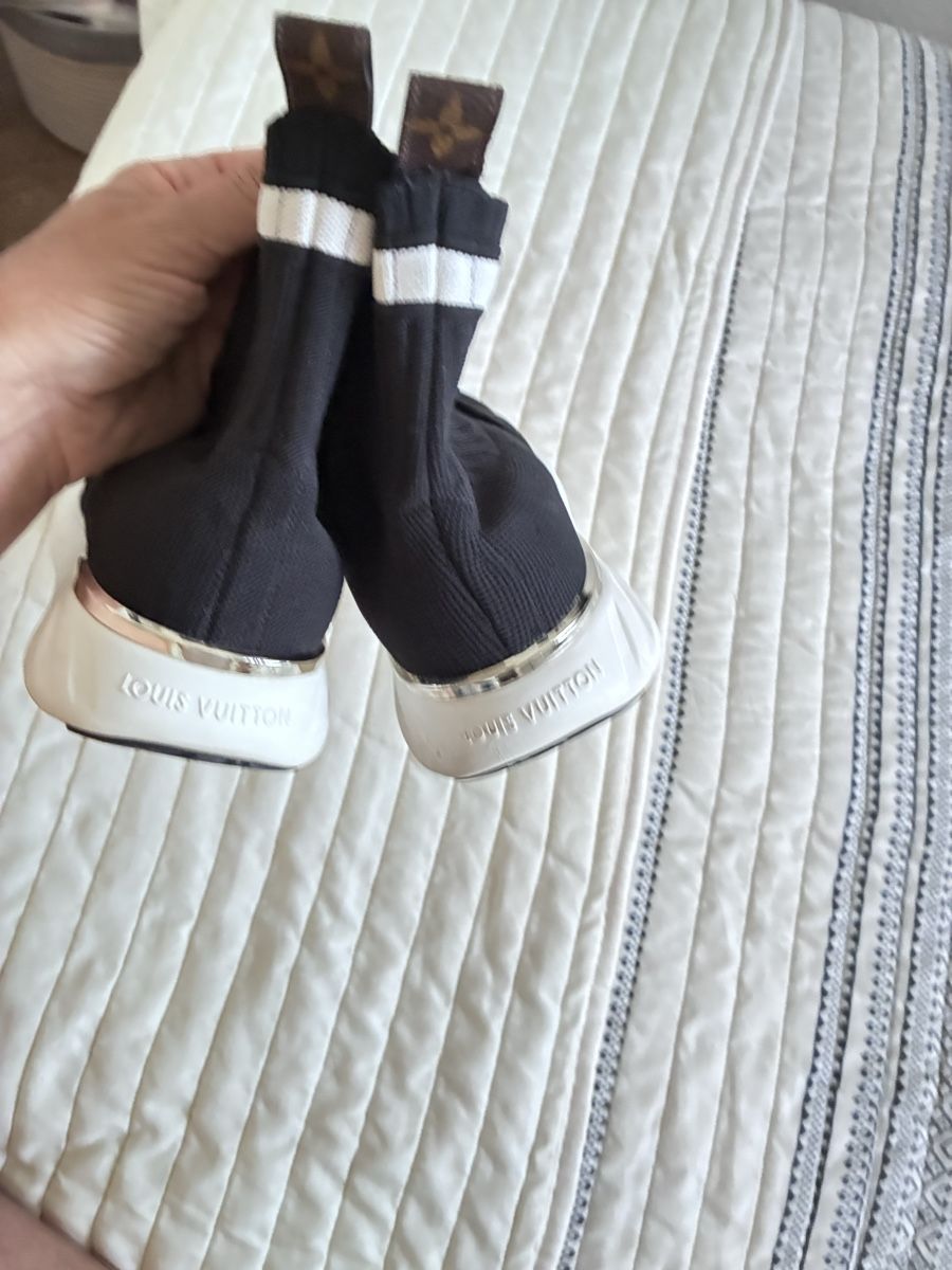 Louis Vuitton Chaussures femmes: Louis Vuitton – D'occasion à Wallisellen par maksim8880 2