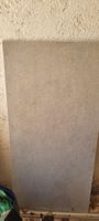 Steinplatte hellgrau Struktur rechteckig 60x120cm