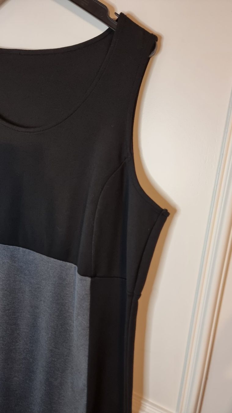 Vestiti: Kleid Größe XL – Usato da Wald ZH venduto da Martin79 1