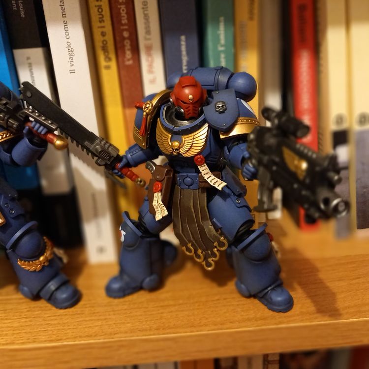 Figurines: Joytoy Warhammer 40K Ultramarines Space Marines II Sammlung – Neuf (Voir description) à Montagnola par mecha_gundam 2