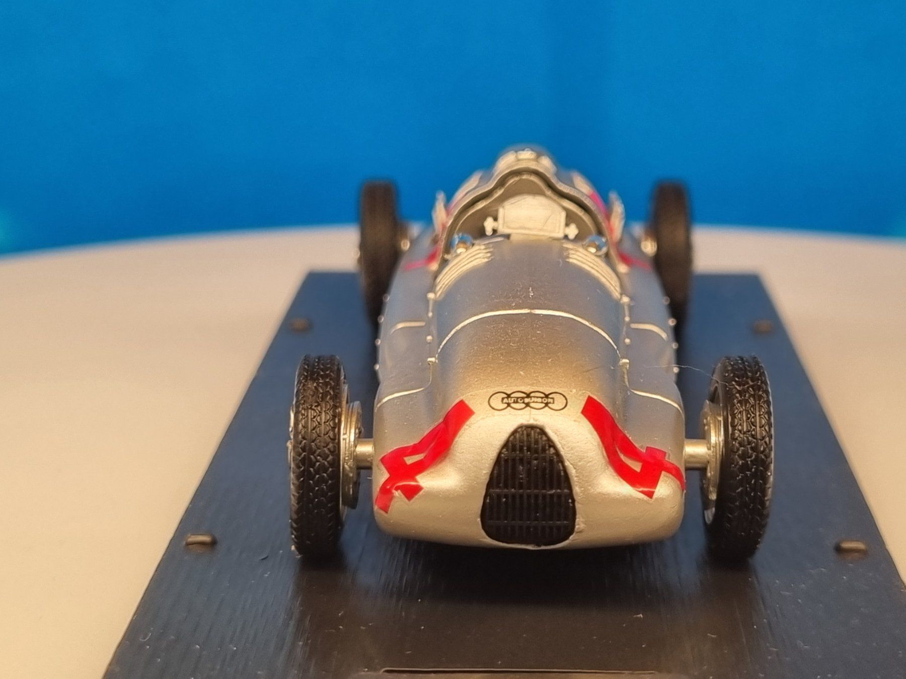 Audi Modellautos: Audi Rennwagen 1934 Silberpfeil – Neu und originalverpackt aus Männedorf von Spezial-Modelle 7