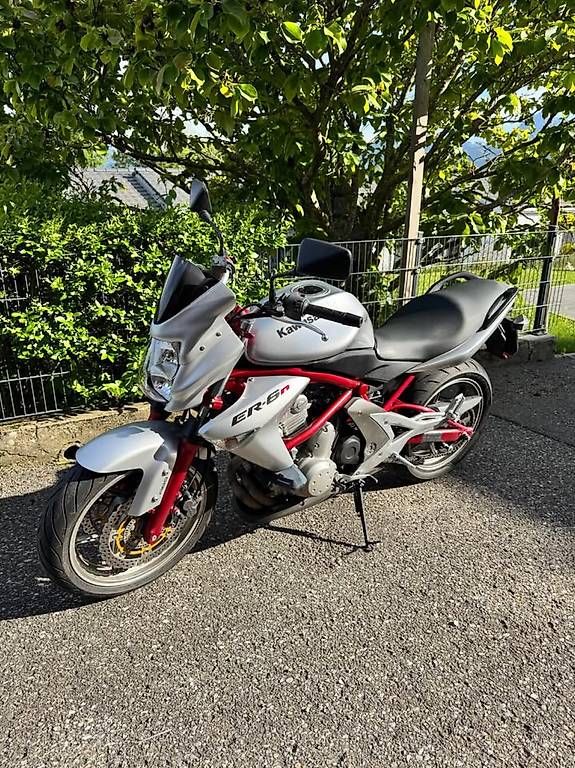 Route: Kawasaki ER-6n ABS – D'occasion à Corpataux par bulliardj
