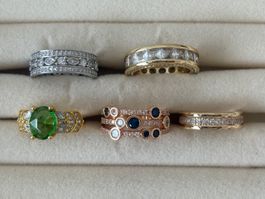 Luxus EleganteGr17/7 Ring Zirkonia Farbe:Gold /Silber5 st.