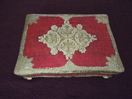 Antike Schatulle Gold verziert Vintage Deko