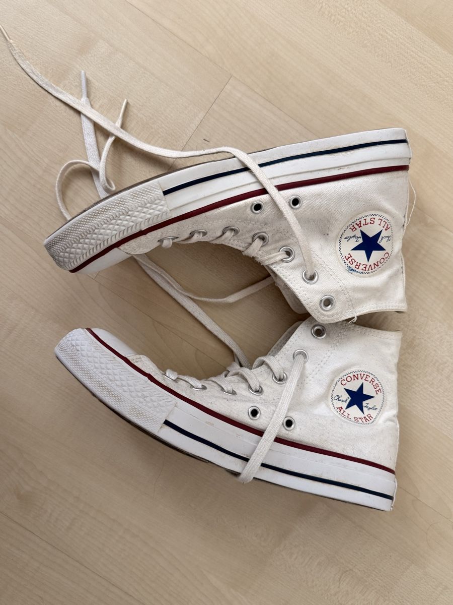 Converse Scarpe da uomo: Vintage Converse All Star High Tops – Usato da Neerach venduto da lar_tkp2 1