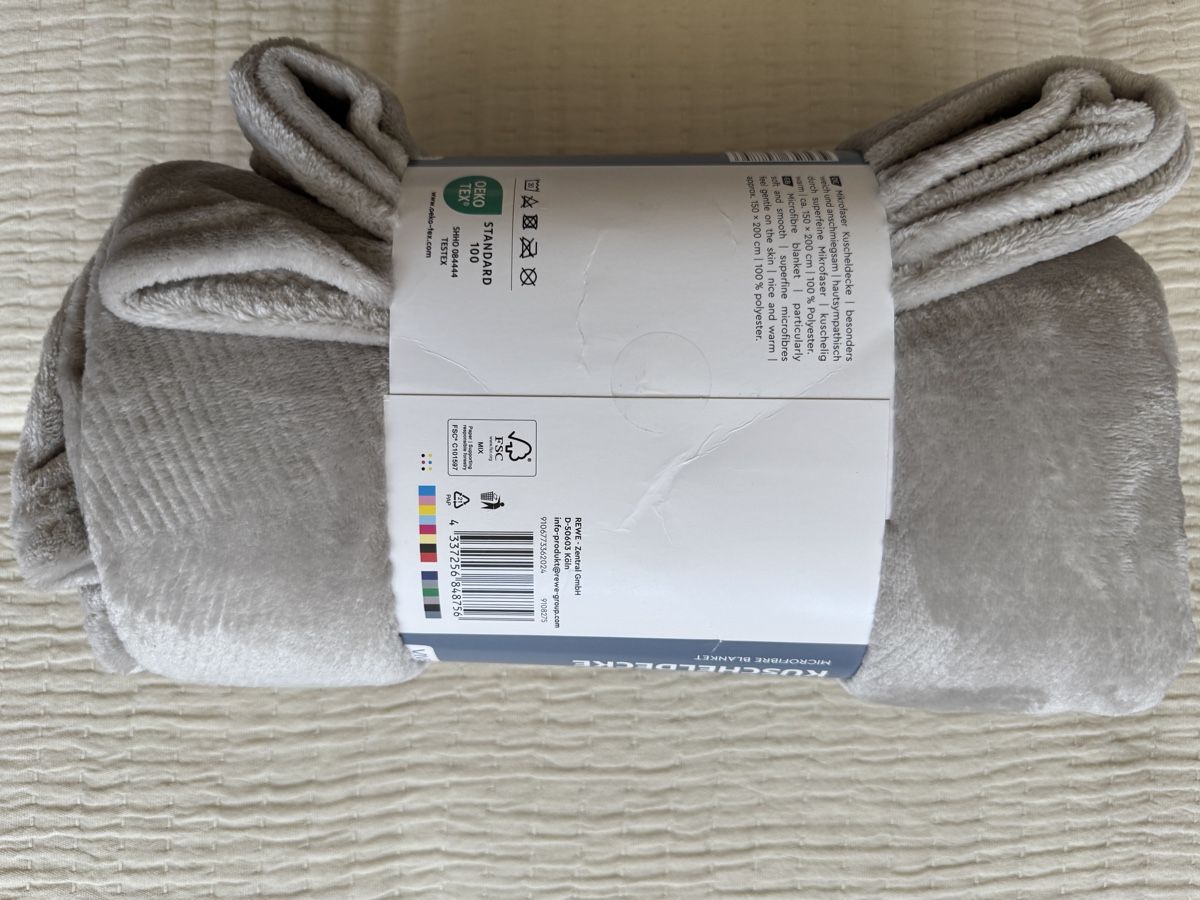Coperte: Kuschelige Microfaser Decke, 150x200cm, Neu & Originalverpac – Nuovo e nell'imballaggio originale da Basel venduto da triniswiss68 3