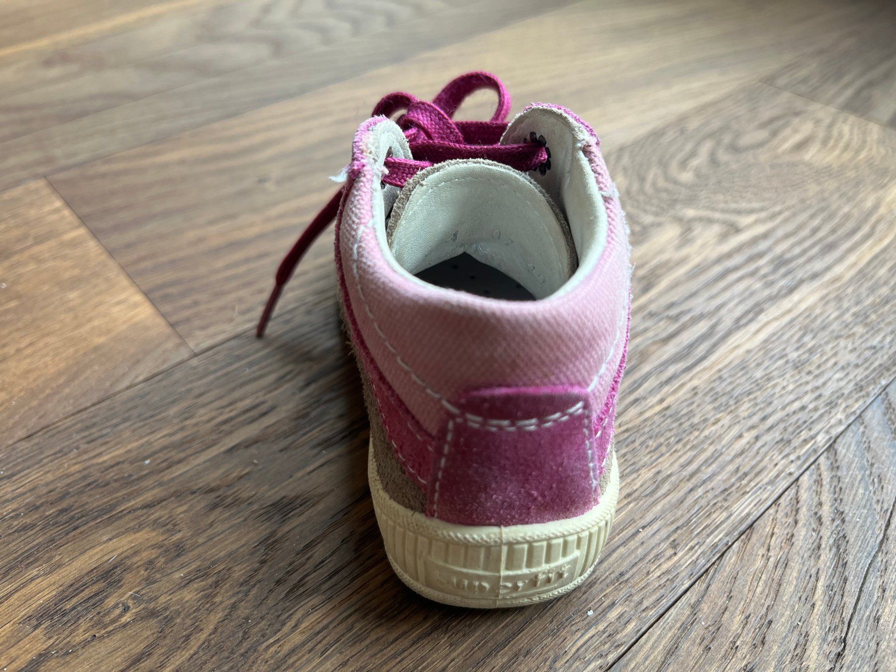 Superfit Scarpe per ragazze: Halbschuhe Schuhe Superfit Gr. 20 – Usato da Affoltern am Albis venduto da Blackrhythm 7
