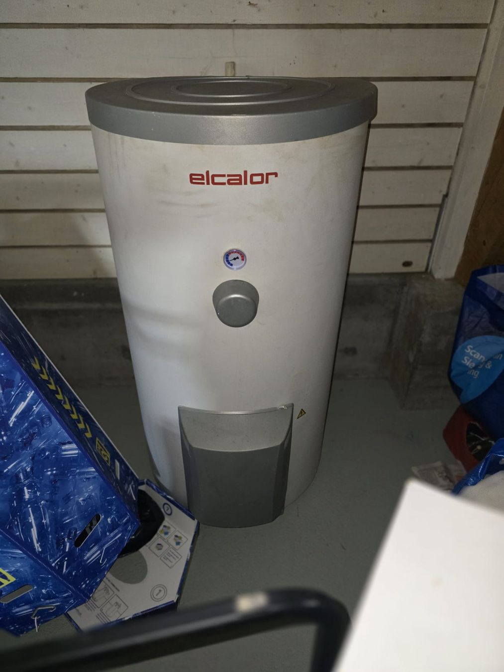 Sanitari: 200 l Warmwassers Boiler – Usato da Lachen SZ venduto da rade08
