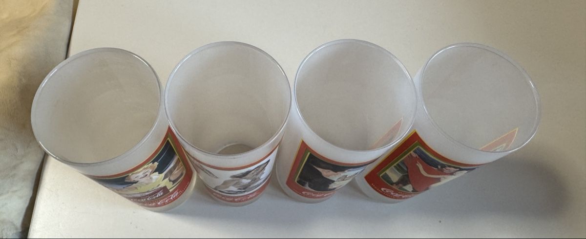 Coca-Cola Bicchieri: Coca Cola Gläser Vintage 4 Stück – Nuovo (secondo la descrizione) da Grossaffoltern venduto da sherry73 1
