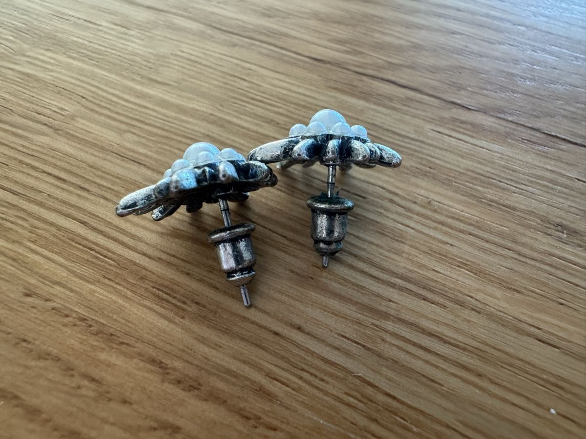 Orecchini pendenti & Orecchini a lobo: Ohrstecker / Ohrring Edelweiss – Usato da Winkel venduto da Schorley 1