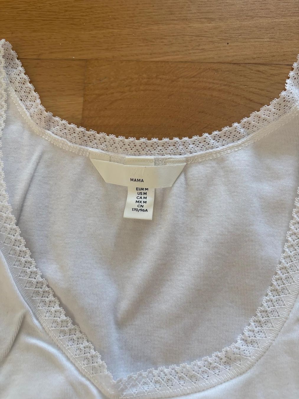 H&M Top: Stilltops (Vier Stück) – Nuovo (secondo la descrizione) da Frauenfeld venduto da trouthunter22 1