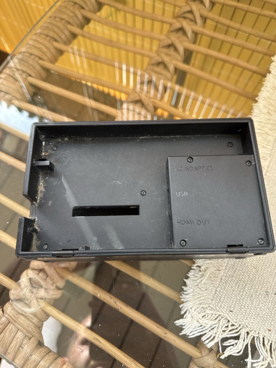 Nintendo Konsolen: Nintendo Switch Dock gebraucht – Gebraucht aus Olten von HoYa01 2
