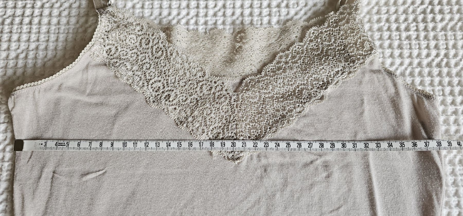 Nile Top: NILE - Spitzentop (Beige) – Usato da Kollbrunn venduto da Antikmann 2
