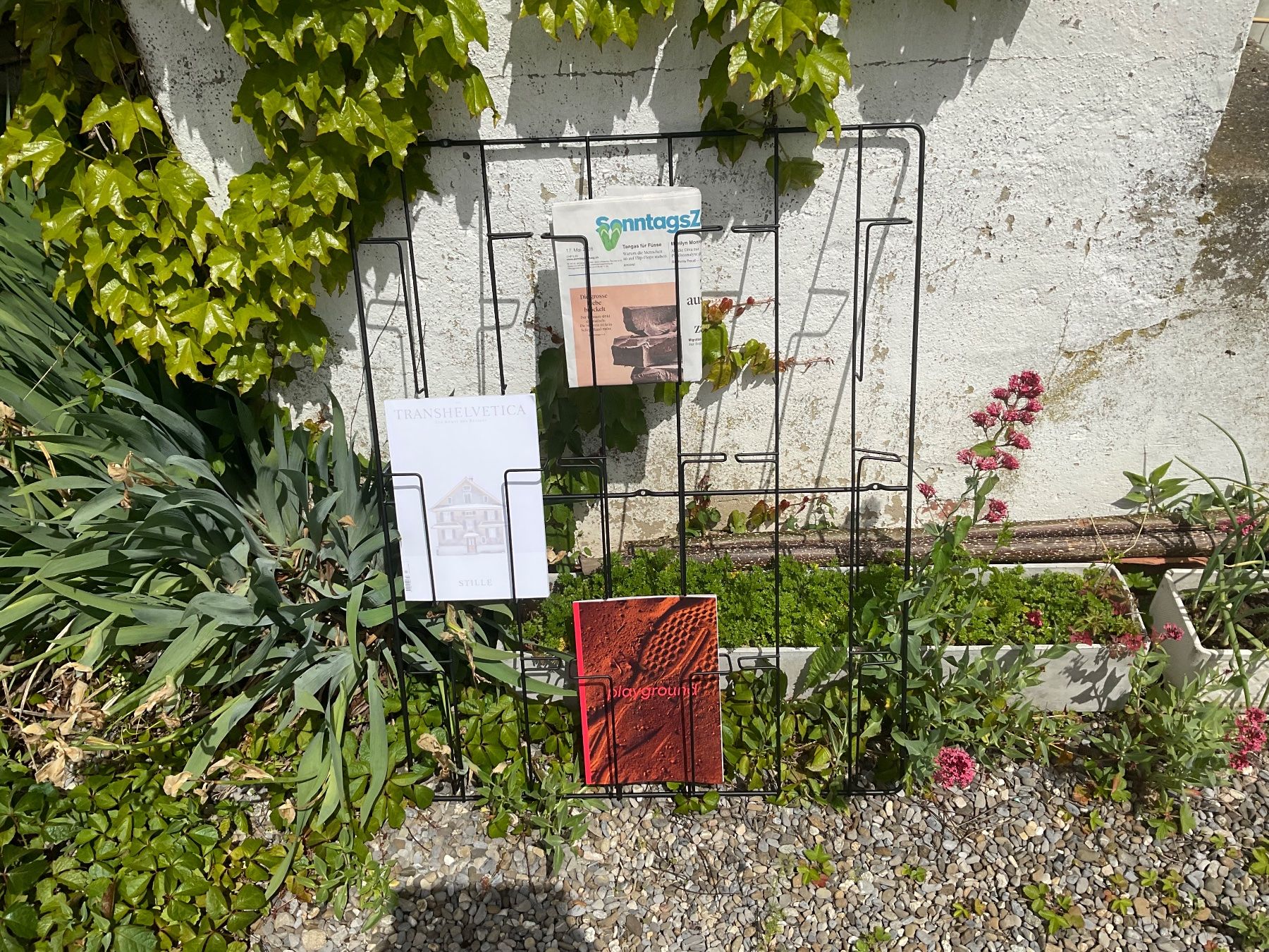Altro per la casa: Zeitschriftenhalter Zeitungsständer – Usato da Aarau venduto da Schnabeltier01