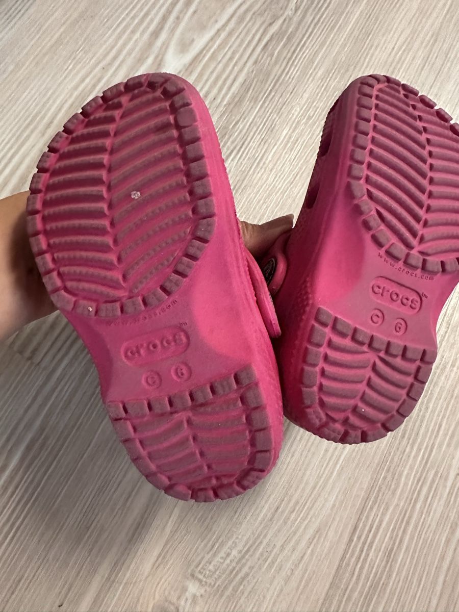 Crocs Scarpe per ragazze: Crocs Kinder Clogs pink Grösse C6 guter Zustand – Usato da Zürich venduto da dia_ykh2 2