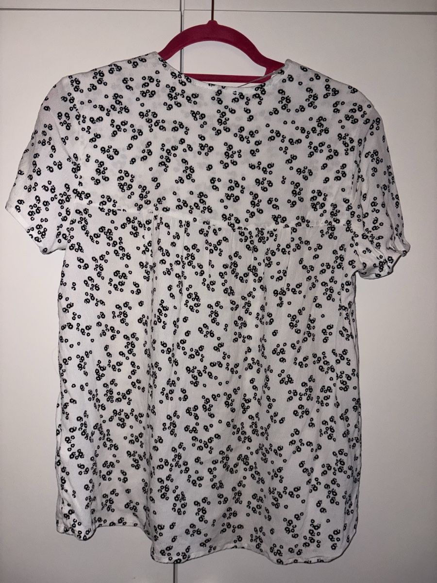 Esprit Camicette: Kurzarmbluse mit Blumenmuster Esprit – Usato da Herzogenbuchsee venduto da s.elina 3