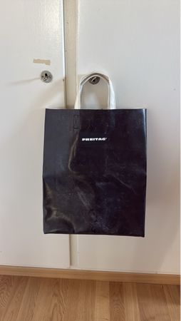 Tasche Freitag schwarz neuerr Zustand