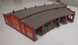 N Arnold - Remise 5 places pour locos - pour bricoleur