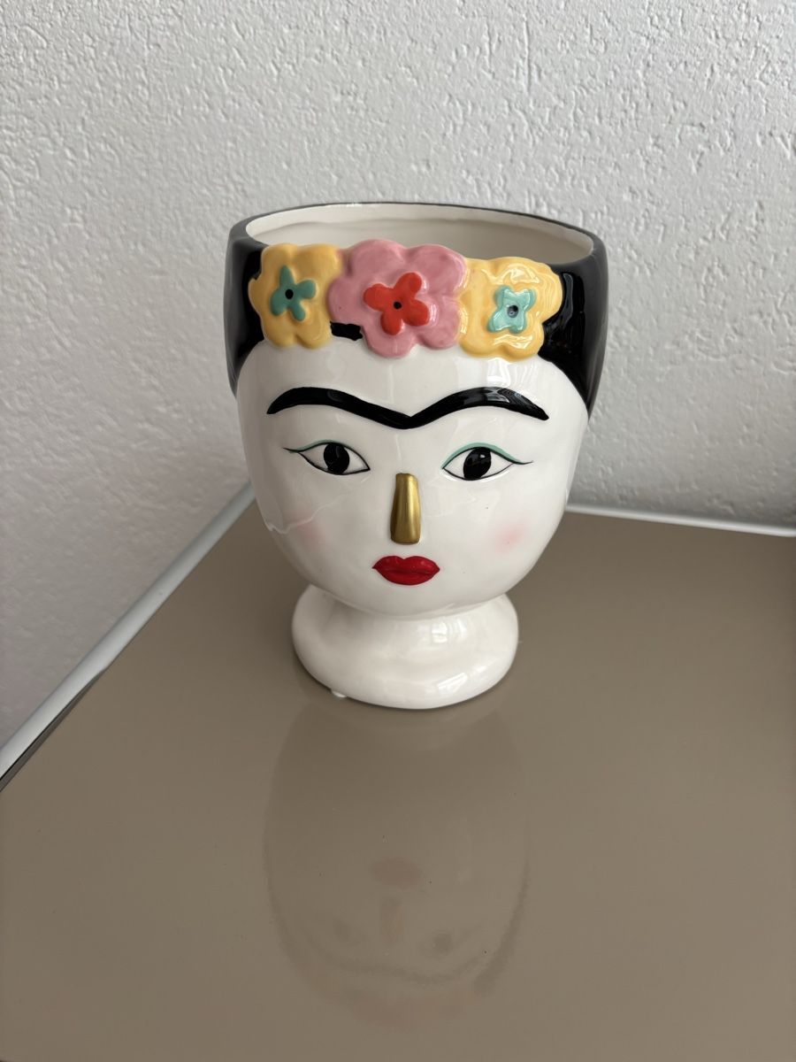Vasen & Gefässe: Blumenvase Blumentopf Frida Kahlo – Gebraucht aus Boniswil von Biancaneve91