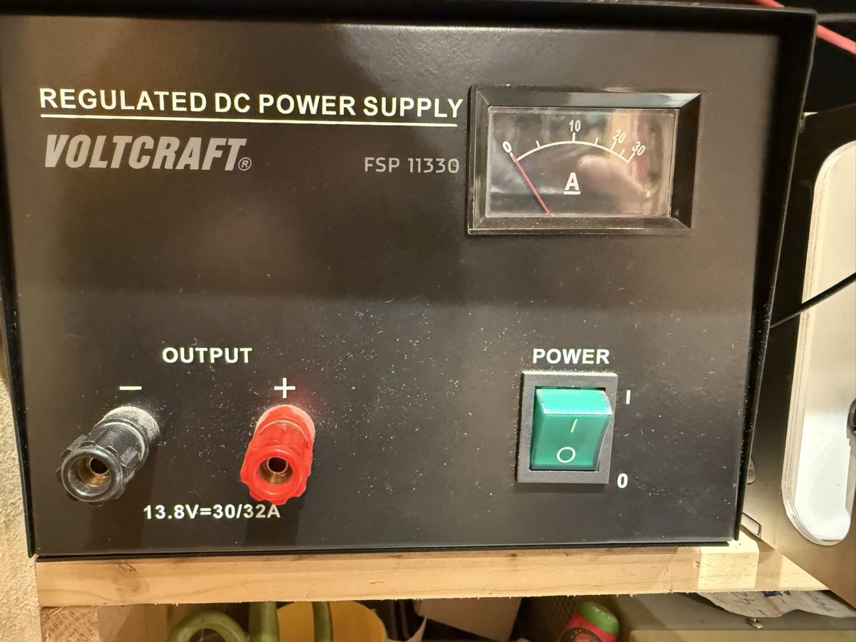 Elettrotecnica: 50Hz Trafonetzteil – Usato da Lützelflüh-Goldbach venduto da Wurschdsalat