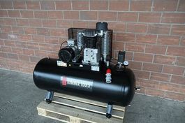 AKTION KOLBENKOMPRESSOR HAMMER TOOLS KK 5.5