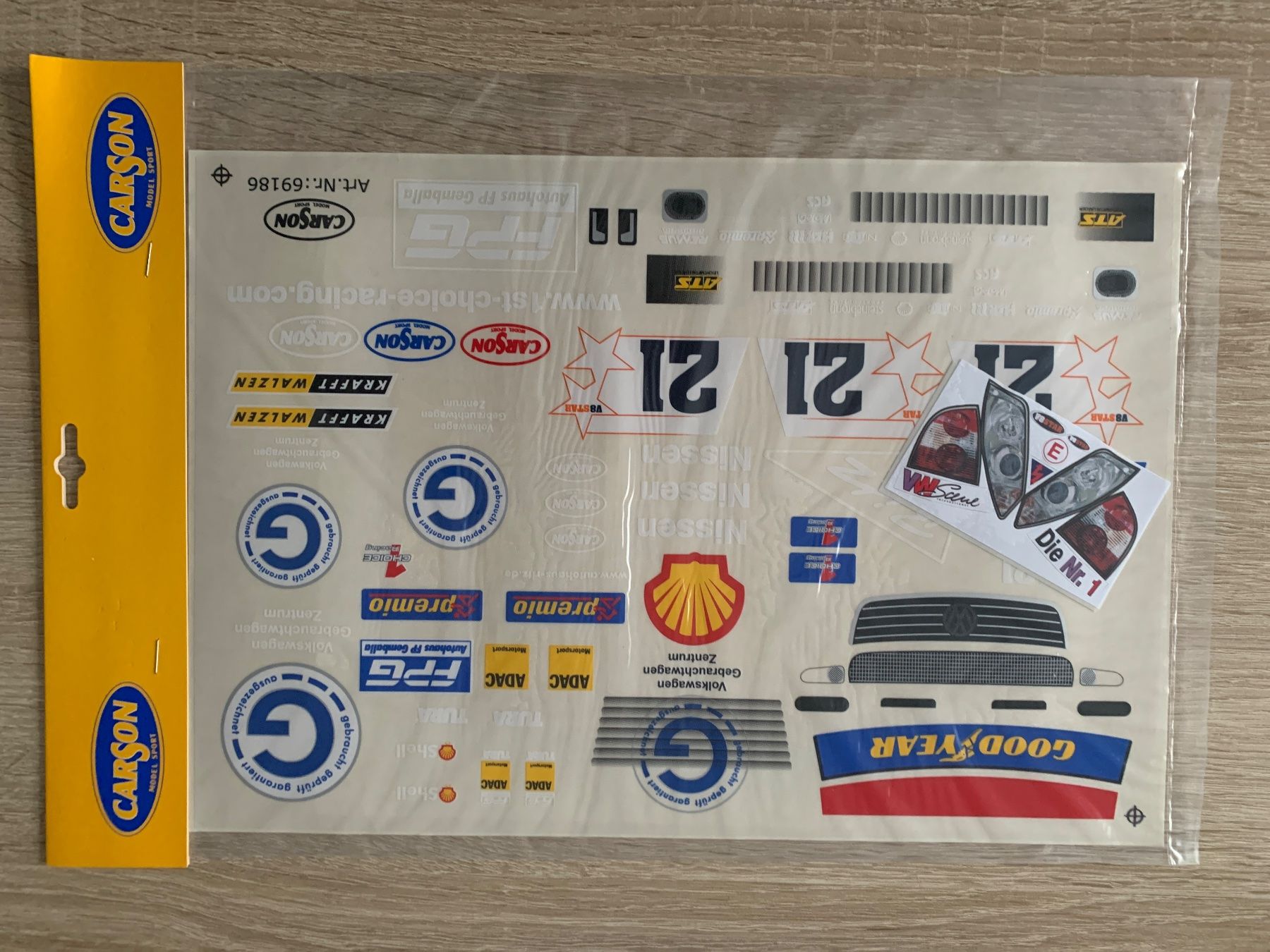 Tamiya Modellismo RC: Carson Tamiya VW Passat Kleber 1:10 – Nuovo e nell'imballaggio originale da Mezzovico venduto da Herbie53 1