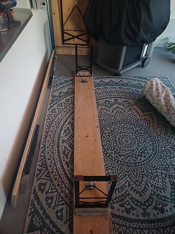Set di tavolo e panche: Bierbankgarnitur – Usato da Zug venduto da laialy_sue 1
