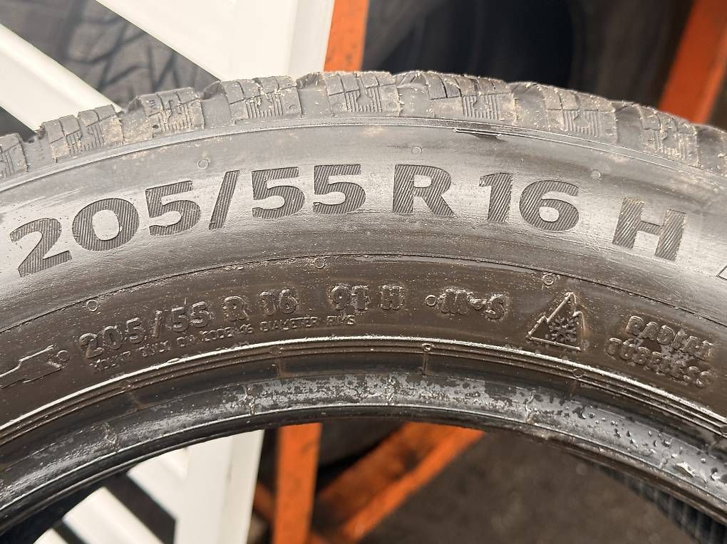 Pneus & Kompletträder: 2 Winterreifen 205/ 55 / 16   – Gebraucht aus Udligenswil von Sch2s 2