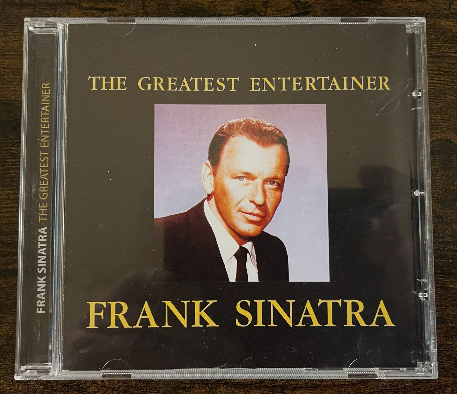 CD: Frank Sinatra, THE  GREATEST ENTERTAINER CD – Usato da Oftringen venduto da Vucki
