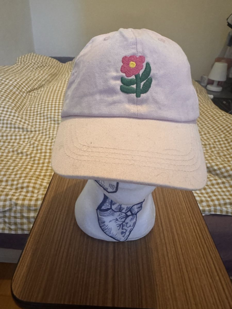 Copricapi, berretti & cappellini: Casquette rose brodée  – Nuovo (secondo la descrizione) da Vevey venduto da ebuache