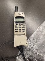Ericsson T28s Vintage mit Zubehör